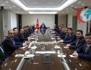 MÜSİAD Yönetim Kurulu Üyeleri Ankara’da Bakan Fidan ile Buluştu