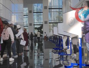 New York’ta Tarihi Belediye Başkanlığı Seçimi: Mamdani Favori