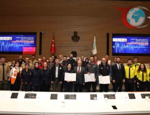 Nilüfer Belediyesi’nden Gönüllü Kuruluşlarla Afet Hazırlıkta Güç Birliği