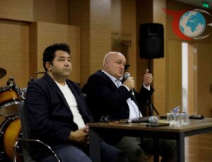 Prof. Dr. Ahmet Taşağıl Sakarya’da Erken Türk Tarihini Anlattı