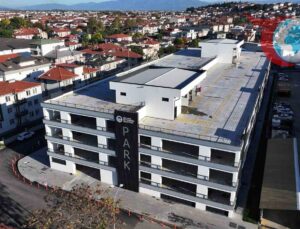 Sakarya’da Sağlık Kampüsü’nün Yeni Katlı Otoparkı Hizmete Açıldı