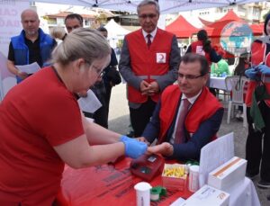 Salihli’den Rekor Kan Bağışı: “Salihli Sana Kanım Feda” Kampanyası Büyük İlgi Gördü