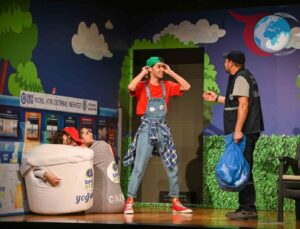 Selçuklu Belediyesi’nden Gelecek Nesle Sıfır Atık Bilinci: “Elden Ne Gelirse” Tiyatro Oyunu