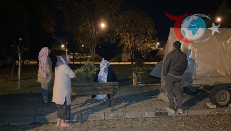 Sındırgı’da Peş Peşe Depremler: Korkutan Sarsıntılar