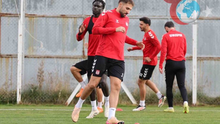 Sivasspor, Manisa FK Maçı İçin Taktiklerini Gözden Geçirdi
