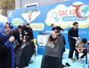 Sultangazi Belediyesi’nden Engelli Bireylere Özel Saç Kesim Etkinliği