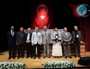 Türk Dünyası Yazar ve Şairleri Talas’ta Buluştu