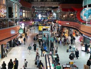 Türk Havalimanları Rekor Yolcu ve Uçak Trafiği Kaydetti