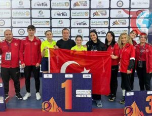 Türk Kadın Para Masa Tenisi Takımı Tarih Yazdı: Dünya Şampiyonluğu Bizim!