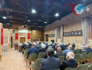 Uludağ Üniversitesi İlahiyat Fakültesi’nde 40 Yıl Sonra Unutulmaz Buluşma