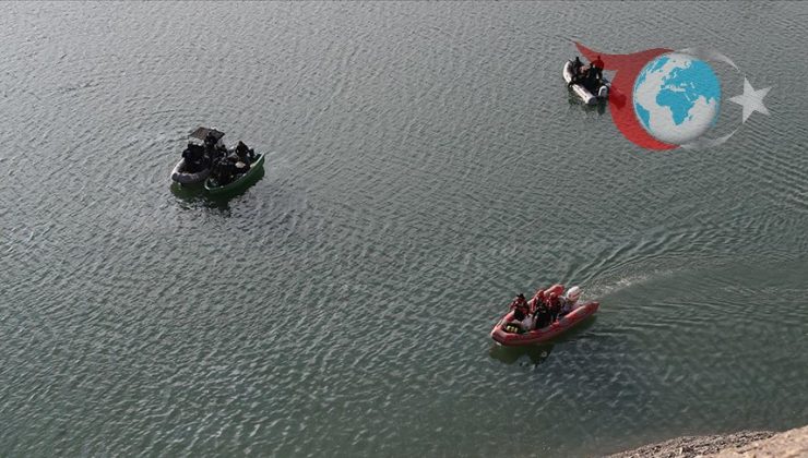 Van’da Korkunç Kaza: Otomobil Baraja Uçtu, Üç Kişi Hayatını Kaybetti