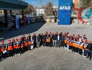 Van’da Üniversite Öğrencileri AFAD Gönüllüsü Olarak Eğitiliyor