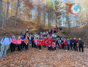 Vezirköprü’de Cumhuriyet Coşkusu: Doğada Anlamlı Yürüyüş