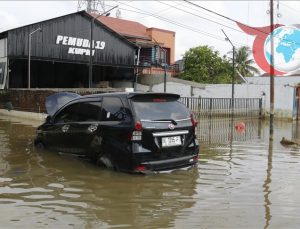 Asya’daki Sağanaklar Hayatı Felç Etti: Sri Lanka ve Endonezya’da Yüzlerce Can Kaybı