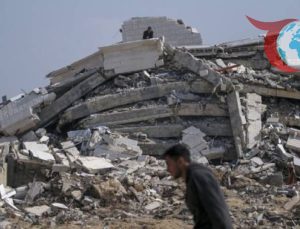 Ateşkes Sonrası Gazze’de Enkaz Altında Arama Çalışmaları Devam Ediyor