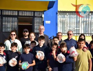 Balıkesir’de Gençlere Spor Desteği: Okullara Ekipman Dağıtımı