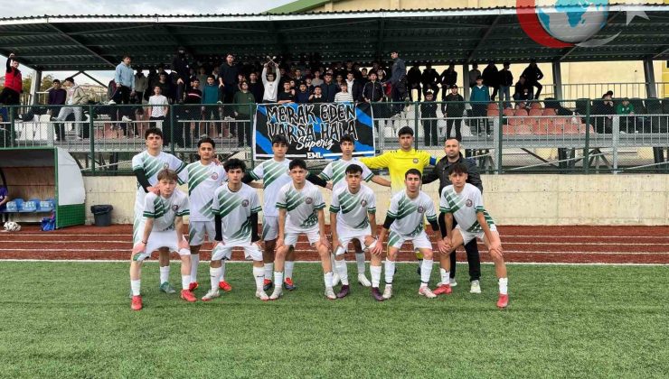 Bilecik Mesleki ve Teknik Anadolu Lisesi Şampiyonlukla Taçlandı