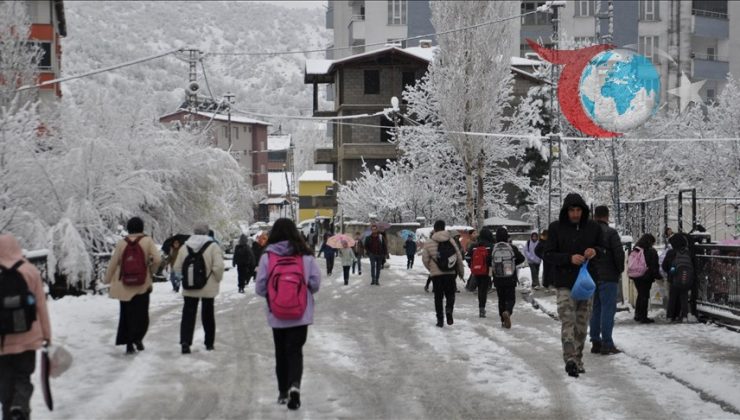 Bitlis’te Kar Yağışı ve Eğitim Ara: Okullar Tatil Edildi