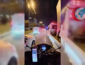 Cesur Motokurye Trafikte Ambulansa Yol Açtı