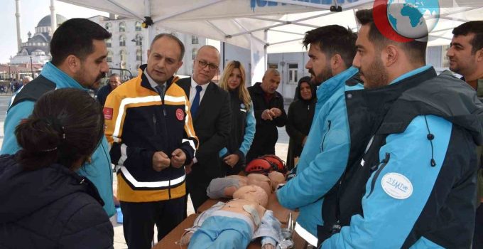 Elazığ’da Acil Sağlık Hizmetleri Haftası: İlk Yardım ve Bilinçlendirme Etkinlikleri