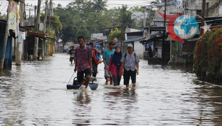 Endonezya’da Şiddetli Yağışların Bilançosu Ağırlaşıyor