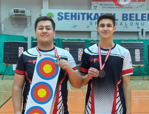 Gaziantep Okçuluk Şampiyonası’nda Erdem Koleji Rüzgarı