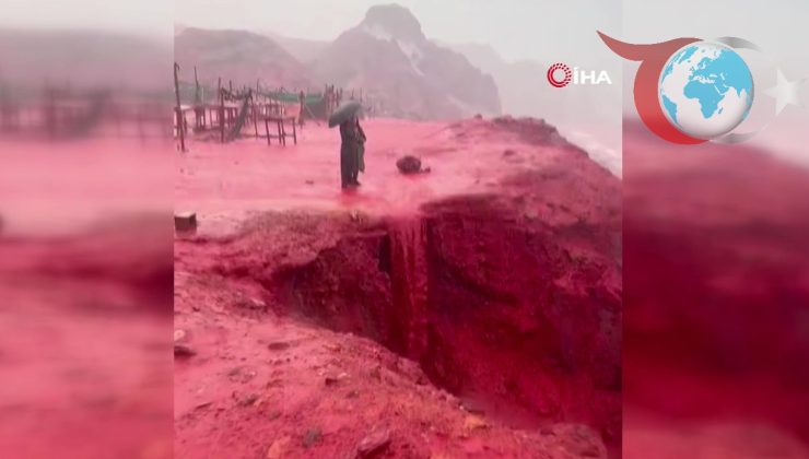 Hürmüz Adası’nın Kızıl Sahili: İran’ın Gizemli Doğa Harikası