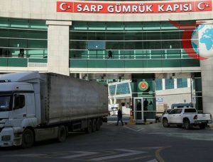 Kaçkar Bölgesi’nde Tır Trafiği Rekor Kırdı: Sarp Sınır Kapısı Başı Çekti