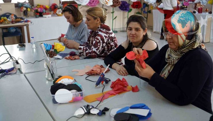 Kadın Sanat ve Yaşam Merkezi ile Kadınlar Hem Öğreniyor Hem Üretiyor