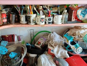 Karabük’te 100. Yıl Mahallesi’nde Çöplerle Dolu Daire Şaşkınlık Yarattı