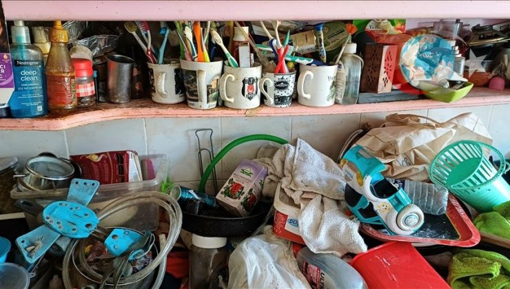 Karabük’te 100. Yıl Mahallesi’nde Çöplerle Dolu Daire Şaşkınlık Yarattı