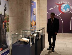 Kırşehir’deki Ahilik Müzesi’nde Yazma Eserler Sergisi İlgi Odağı