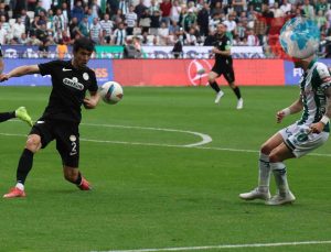 Konyaspor ve Çaykur Rizespor’un Süper Lig’deki Büyük Mücadelesi