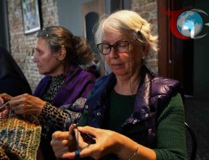 Kuşaklar Arası Dayanışma: Muratpaşa’dan Minik Kalplere Sıcacık Hediyeler