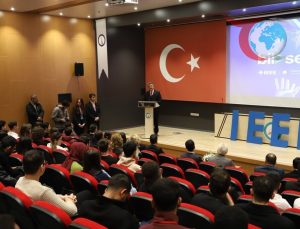 Kütahya’da Teknoloji ve Girişimcilik Buluşması: 14. Bilişim Semineri