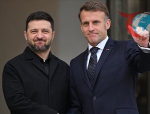 Macron ve Zelenskiy Elysee Sarayı’nda Barış Görüşmelerinde Buluştu