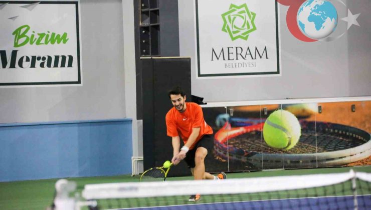 Meram’da Aileler Tenis Kortlarına İniyor