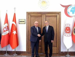 Milli Savunma Bakanı Yaşar Güler, Şuay Alpay’a Teşekkür Etti