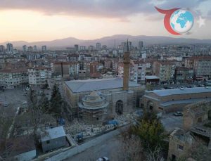 Niğde’nin Tarihi Sungurbey Camii Yeniden Canlanıyor