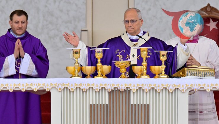 Papa 14. Leo Lübnan’da Barış ve Dayanışma Çağrısı Yaptı