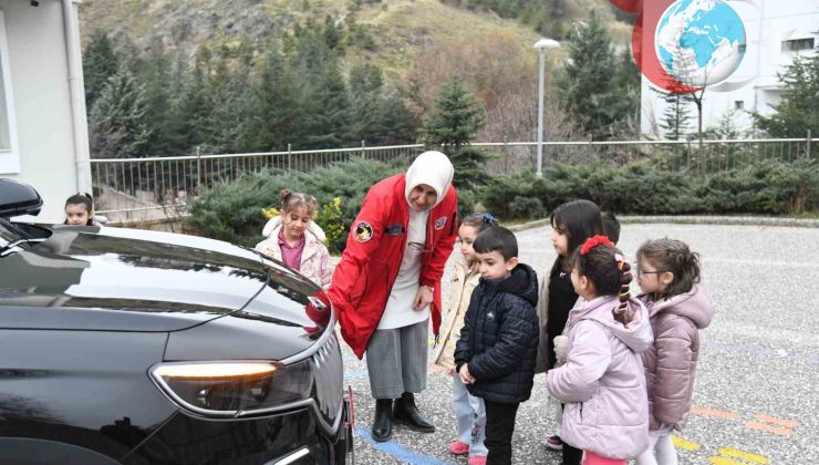 Pursaklar Belediyesi, Yerli Üretim Togg’u Minik Öğrencilerle Buluşturdu