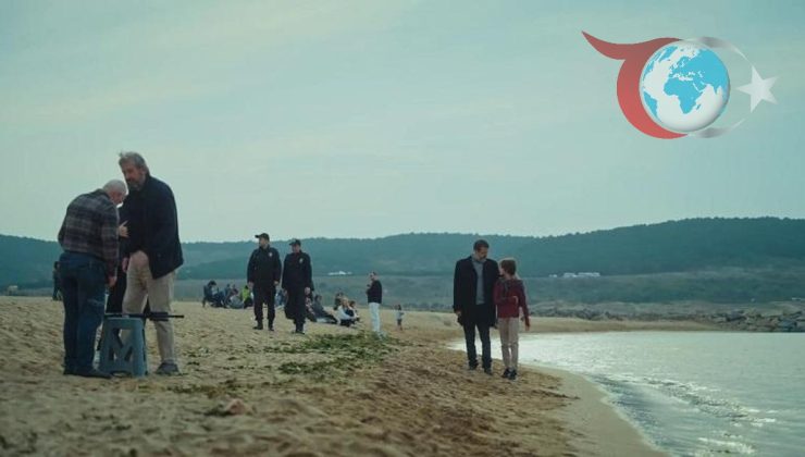 Sahilde Yıllar Sonra Birleşen Baba-Oğulun Duygusal Anları