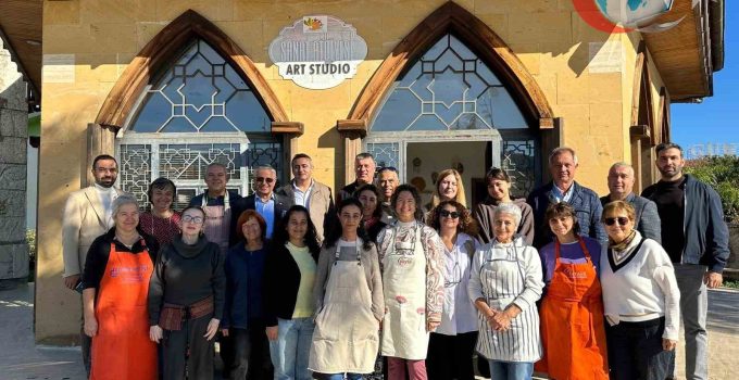 Sanatın Kalbi Kemer’de Atıyor: Seramik Kurslarına Yoğun İlgi