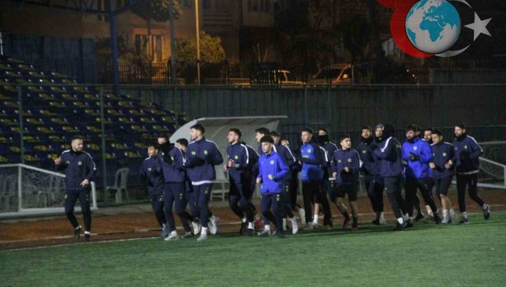 Savaş Akgün Söğütspor’un Başında İlk Antrenmanına Çıktı