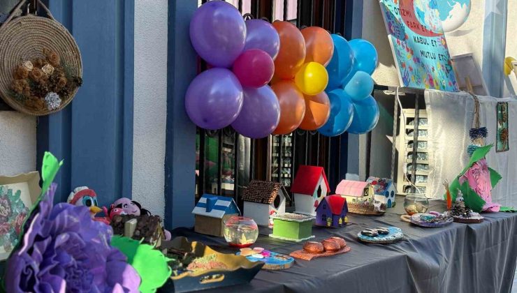 Sincan Belediye Başkanı ve Otizmli Öğrencilerden Yerli Malı Aşure Etkinliği