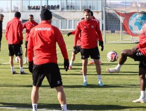 Sivasspor Teknik Direktörü Altıparmak’tan Iğdır FK Maçı Öncesi Önemli Açıklamalar