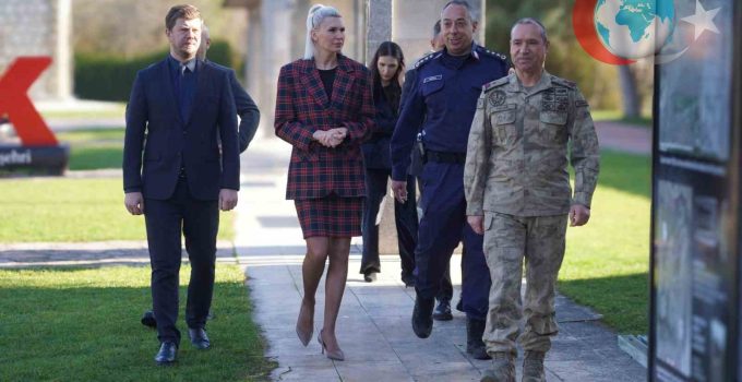 Tarihi Bilecik Binasında Anlamlı Buluşma: Başkan Subaşı ve Jandarma Üst Düzey İsimleri