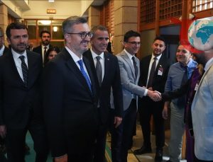 TBMM Genel Kurulu’nda Duran’ın Basın Temasları