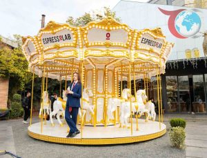 Tommy Cash, Türkiye’de Yenilikçi Kahve Performansıyla Büyüledi