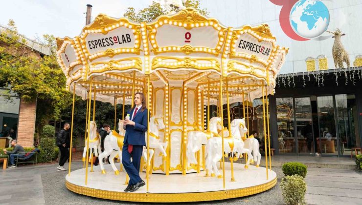 Tommy Cash, Türkiye’de Yenilikçi Kahve Performansıyla Büyüledi